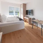 Amaria Downtown 3*