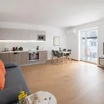 Daire Amaria Downtown 3*