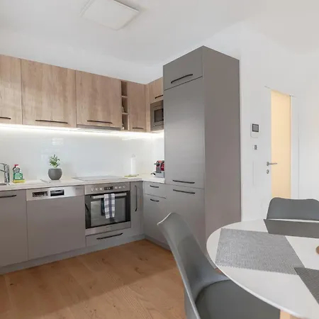 Amaria Downtown Apartment